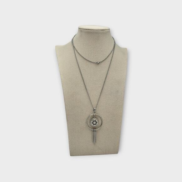 Geometric Floral Pendant Silver Necklace – Modern Boho Layered Style - Picture 7 of 8